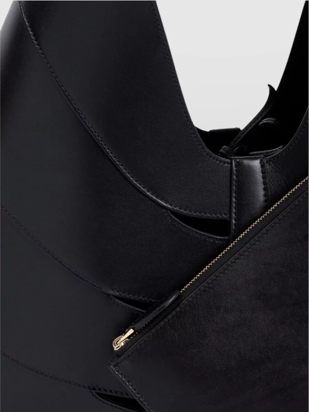 Alaïa   Delta cut-out panels hobo bag