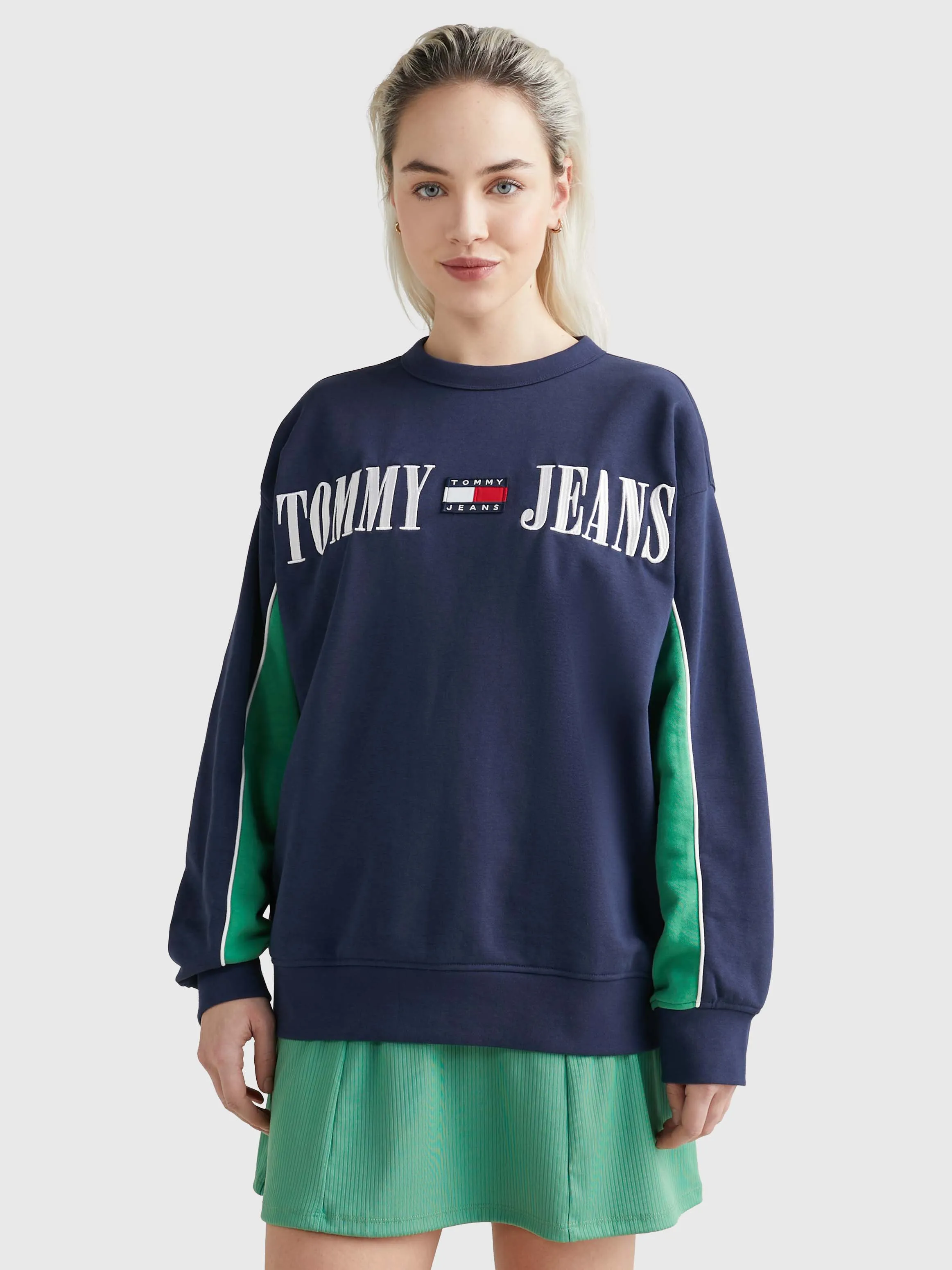 Archive Logo Relaxed Sweatshirt | Sweatshirts & Hoodies | Tommy Jeans