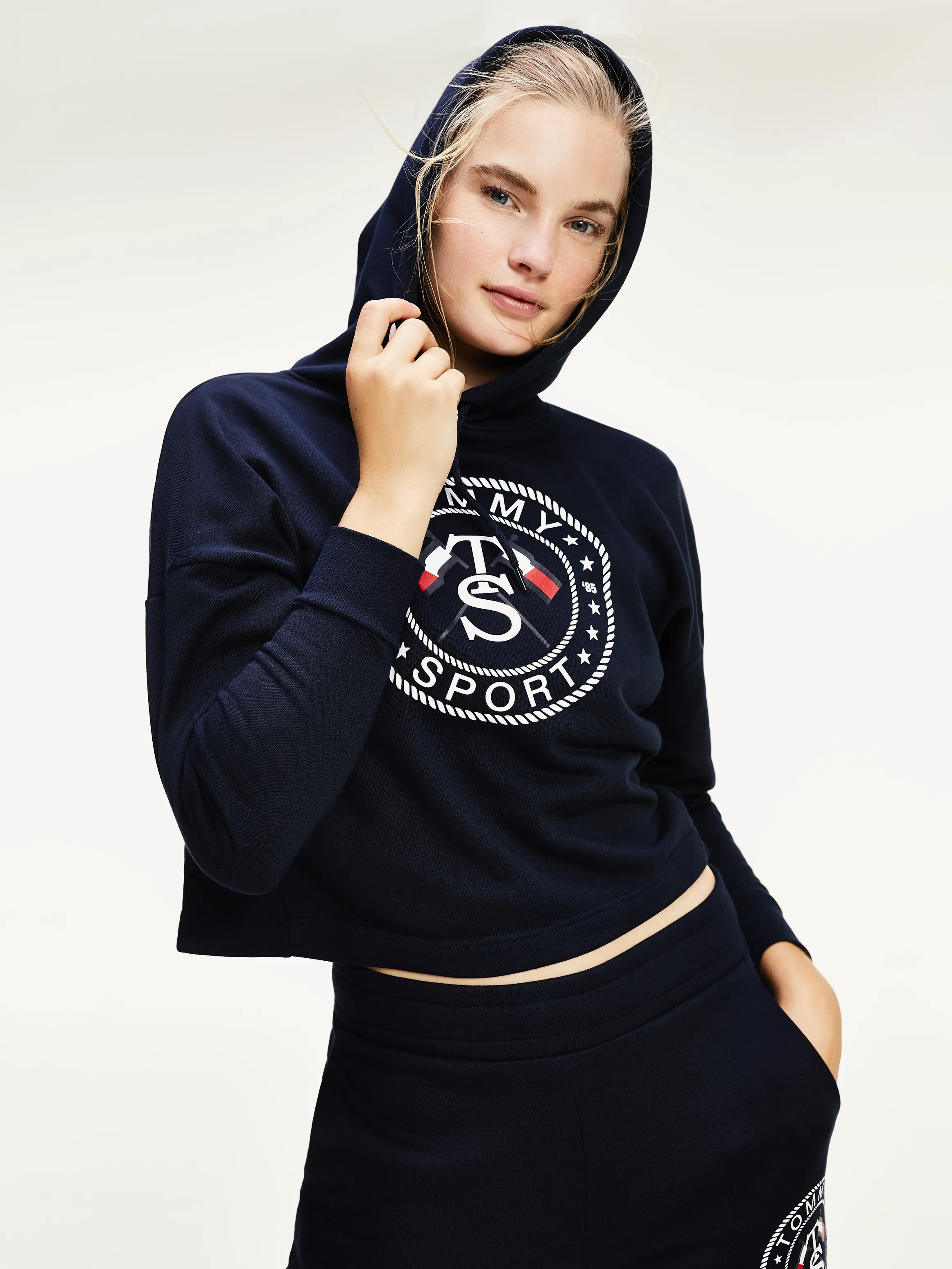 Cropped Hoodie | Sweatshirts & Hoodies | Tommy Hilfiger