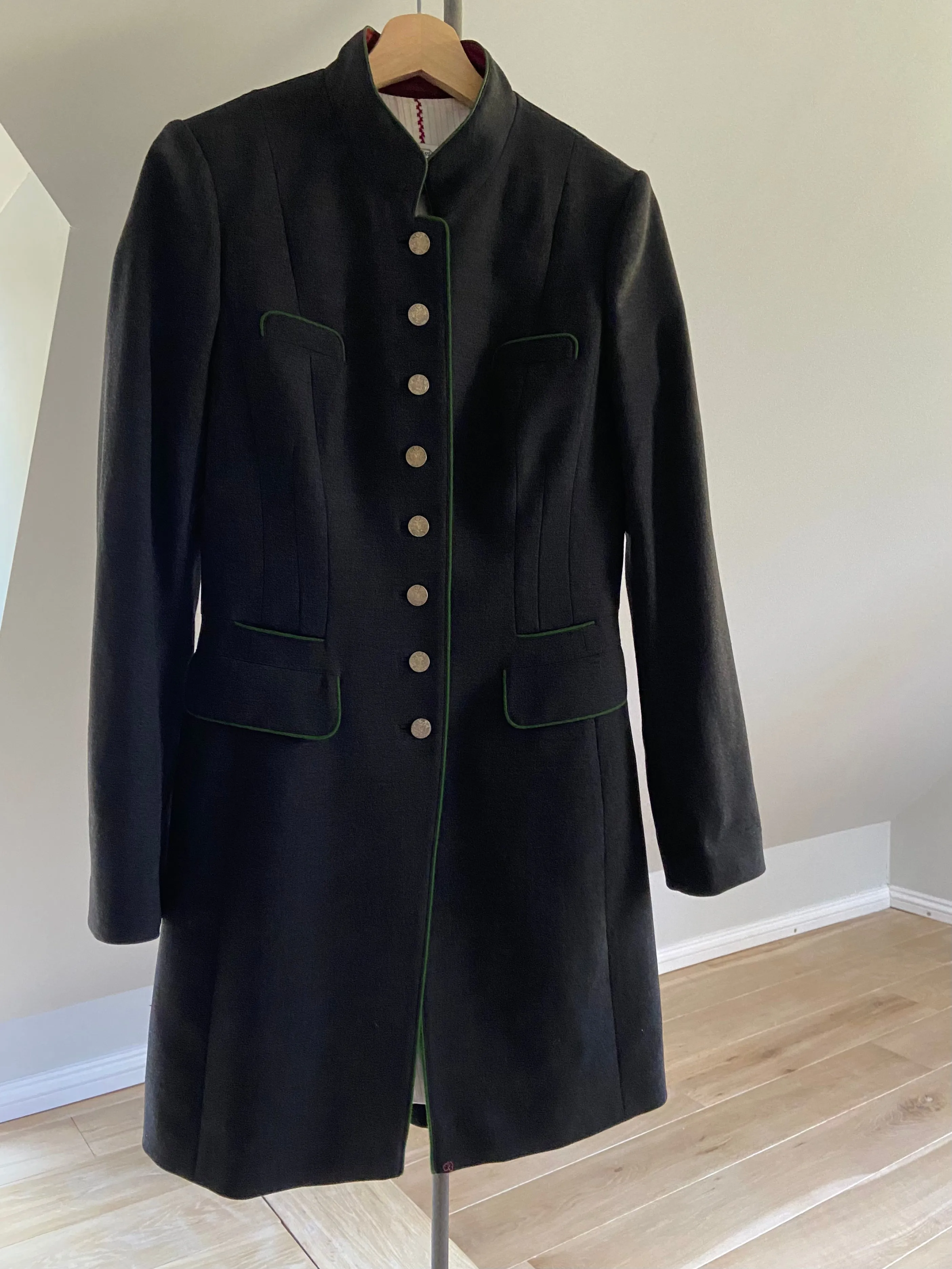 HELEN MIRREN PRE-OWNED GOSSL COAT RRP 995