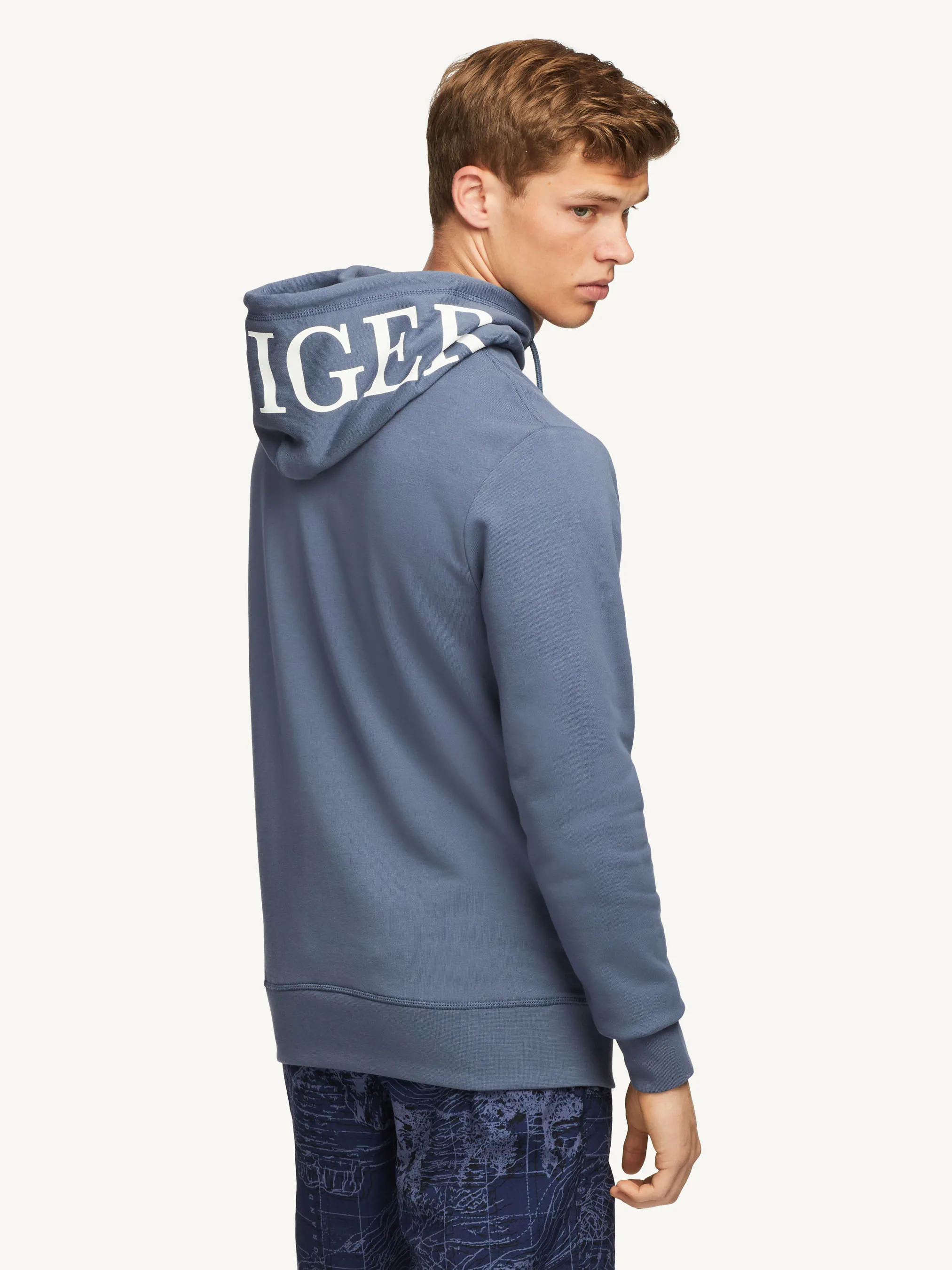 Hilfiger Logo Hoodie | Sweatshirts & Hoodies | Tommy Hilfiger