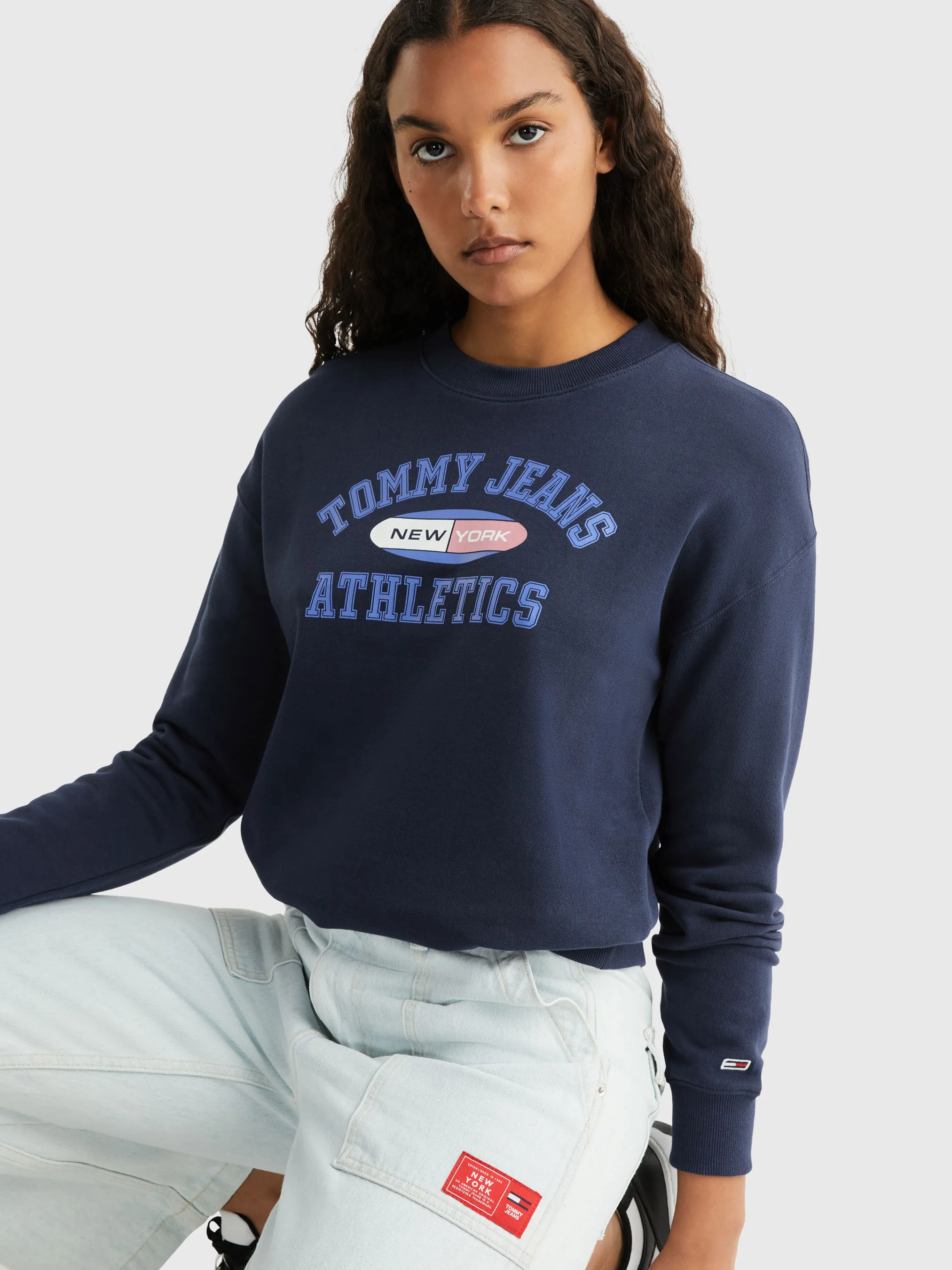 New York Logo Sweatshirt | Sweatshirts & Hoodies | Tommy Jeans