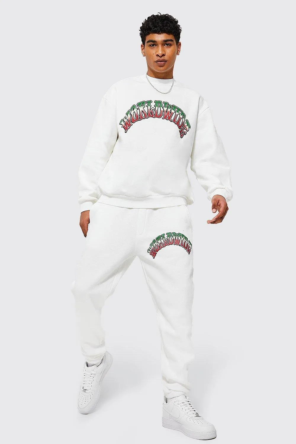 Oversized Worldwide Graphic Sweater Tracksuit