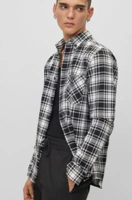 Relaxed-fit shirt in checked cotton flannel