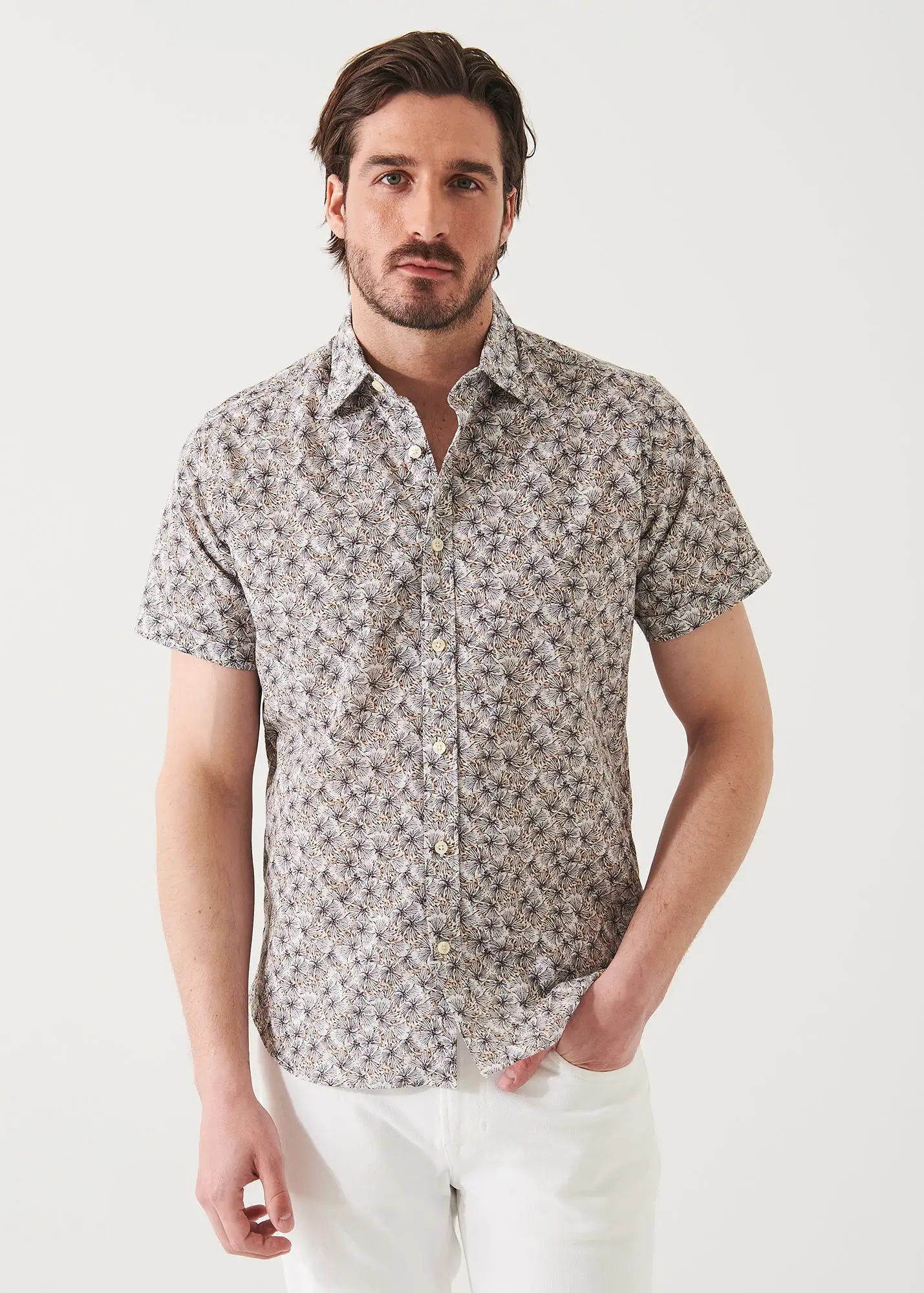 SHORT SLEEVE LEAF PRINT COTTON BUTTON UP