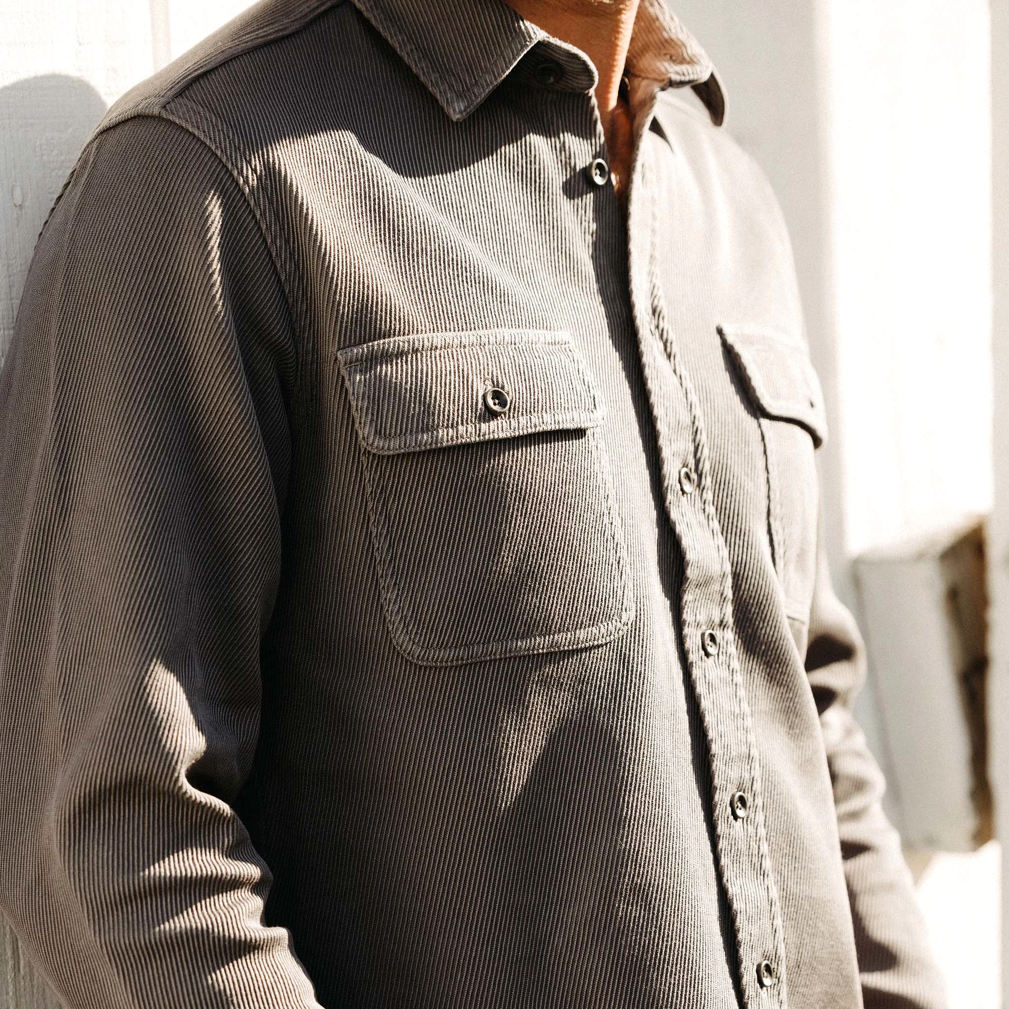 The Ledge Shirt in Shale Twill