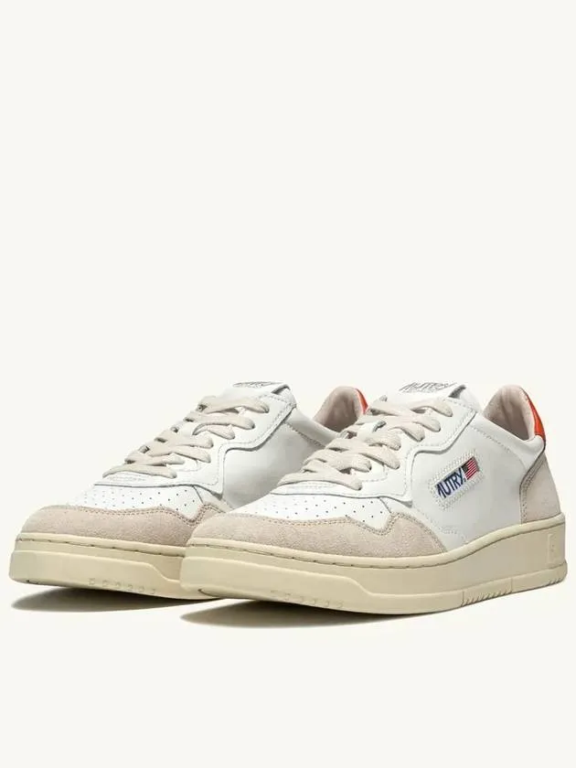 Women's Medalist Low Top Sneakers White Orange